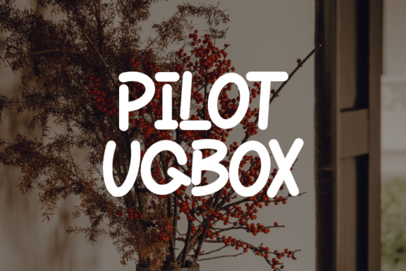 Pilot Uqbox: A Bold Display Font for Fashion Brands
